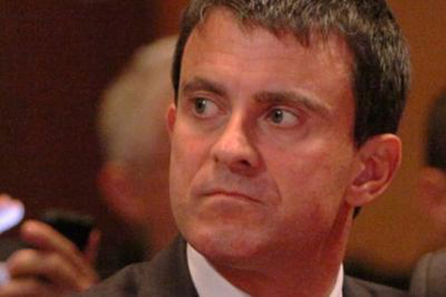 Manuel Valls : pétage de plombs à Matignon sur le 49-3