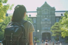 &Agrave; seulement 15&nbsp;ans, elle entre &agrave; l'universit&eacute; apr&egrave;s avoir d&eacute;fi&eacute; le syst&egrave;me gr&acirc;ce &agrave; sa m&egrave;re