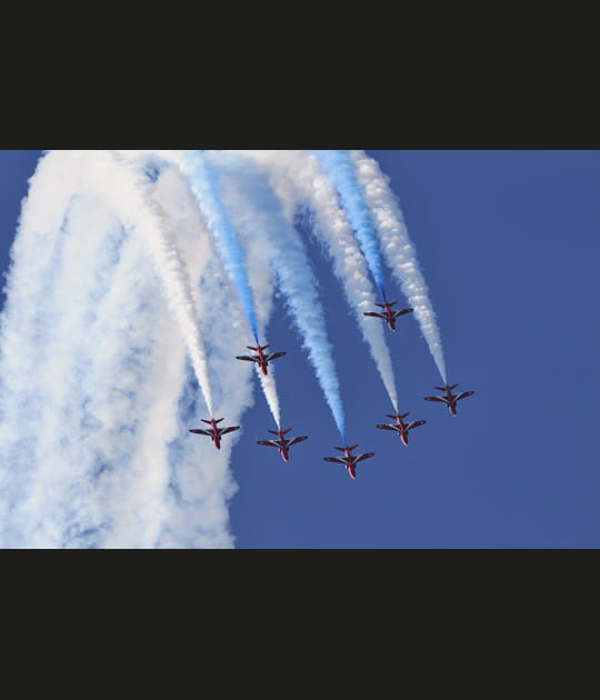 La fum&eacute;e des fl&egrave;ches rouges