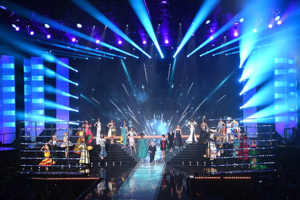 Line Renaud fait le show