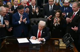 Fin de la plus longue paralysie budg&eacute;taire des Etats-Unis