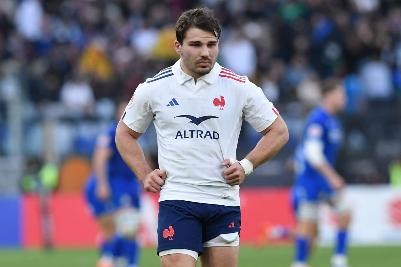 Le XV de France mis de côté : Antoine Dupont fait une grande annonce pour la suite de sa carrière