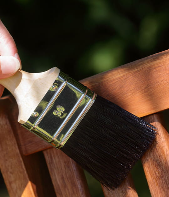 Prot&eacute;ger du mobilier de jardin en bois