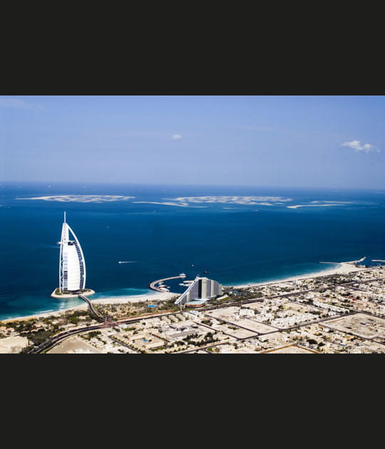 Pr&egrave;s de la tour Burj al-Arab