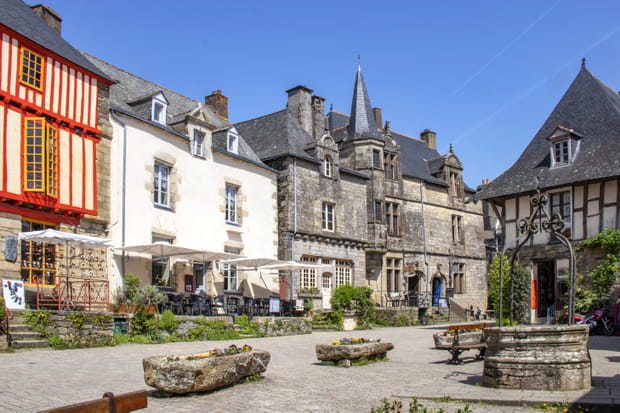 100 lieux incontournables de la Bretagne : Rochefort-en-Terre sur son éperon