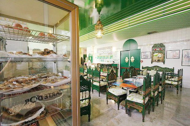Au restaurant du Hammam Sultan