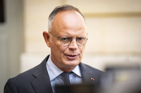 Edouard Philippe, accus&eacute; de harc&egrave;lement moral, r&eacute;pond s&egrave;chement