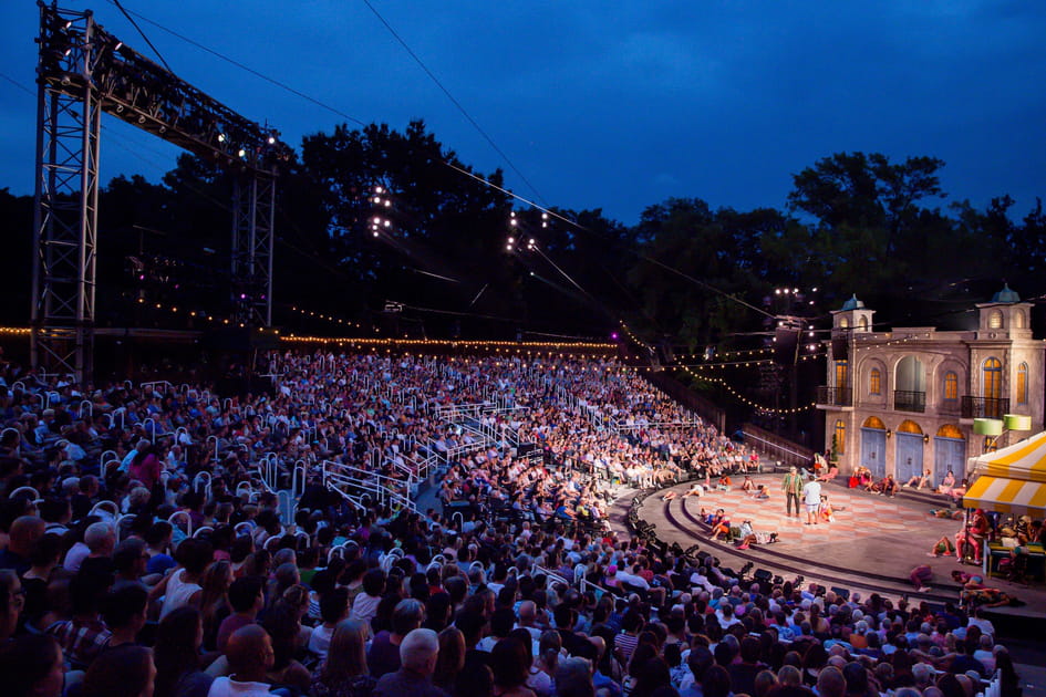 Delacorte Theater, le th&eacute;&acirc;tre en plein air de Central Park