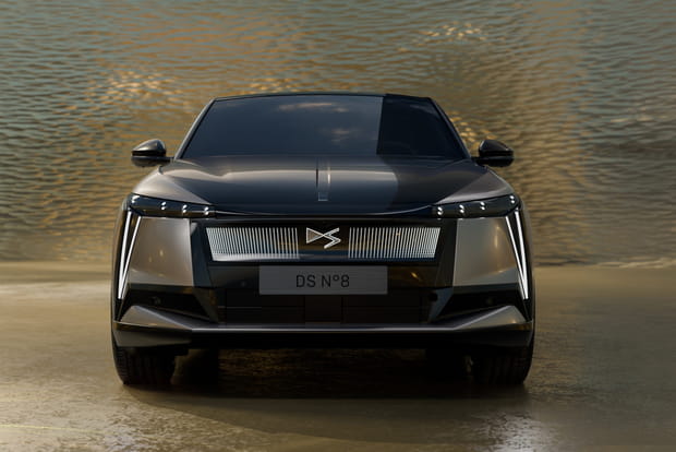 La numéro 8, c'est le nom de nouvelle berline haut de gamme de DS Automobiles