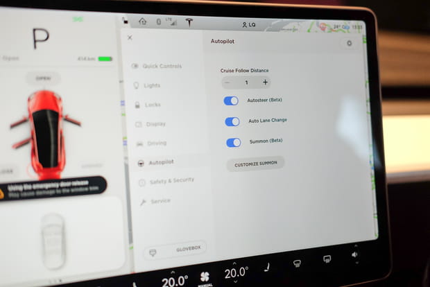 Un pilote automatique réglable