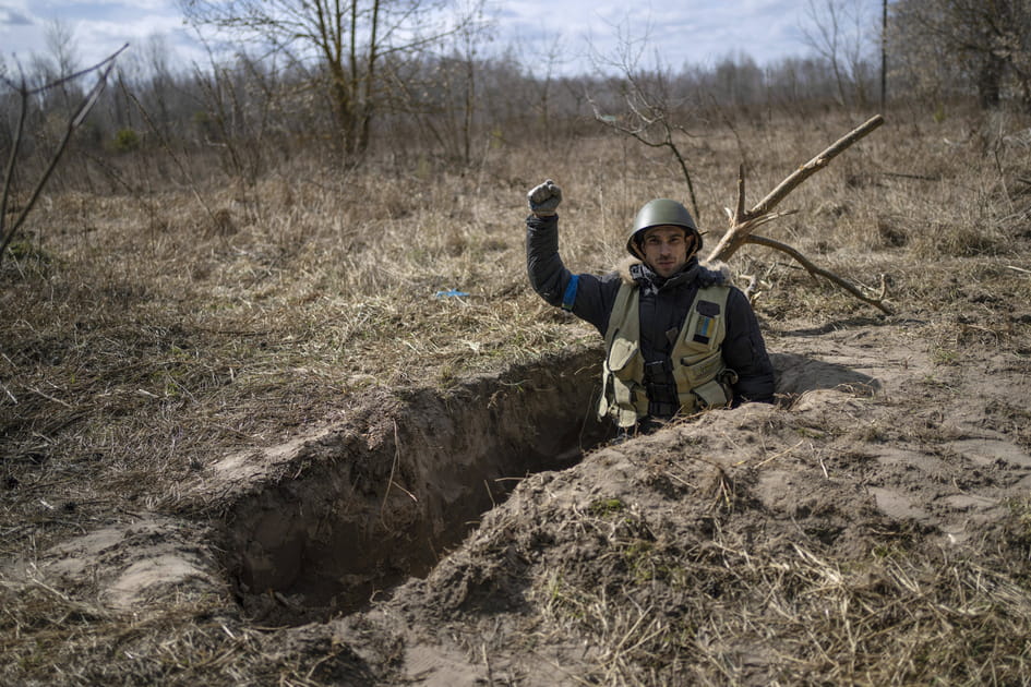 &quot;Gloire &agrave; l'Ukraine&quot;