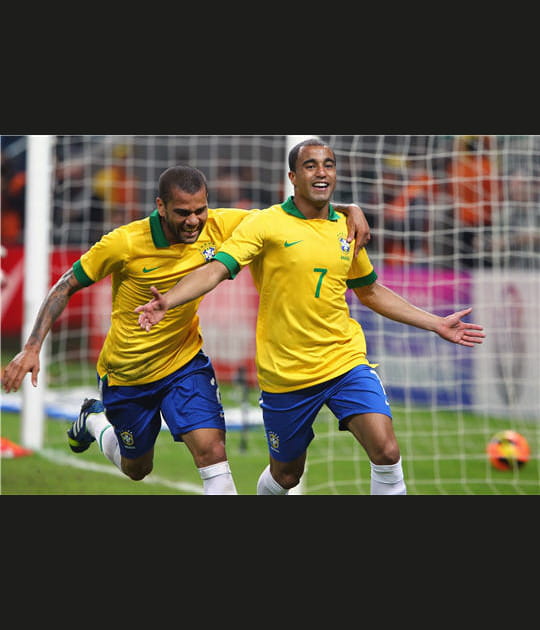 Le Br&eacute;sil humilie la France (3-0)