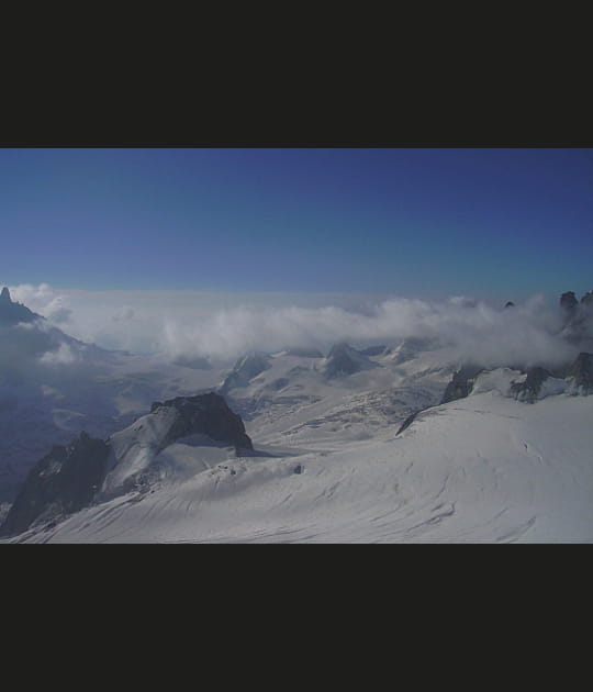 Nuages sur le mont Blanc