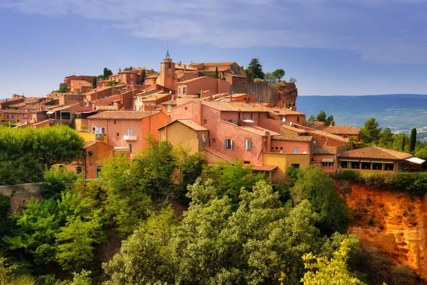 Roussillon, un village ocre complètement à part en France