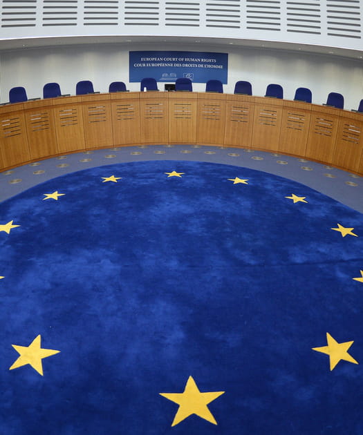 Elle refuse de travailler non voil&eacute;e