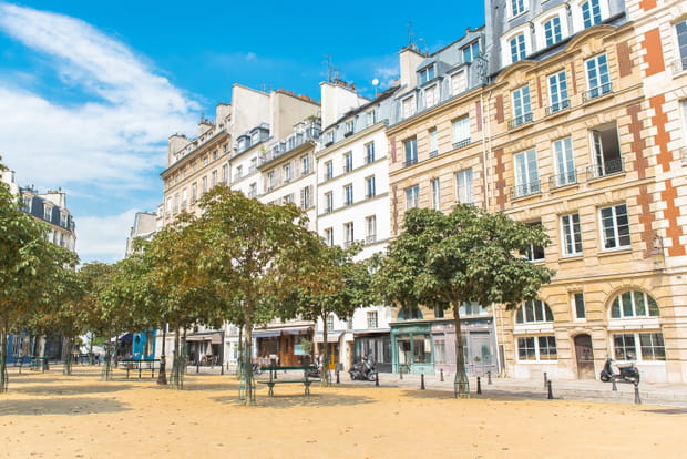 La Place Dauphine sur l'île de la Cité