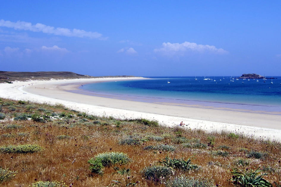 La plage Trearc'h Er Goured sur l'&icirc;le d'Houat (Morbihan)