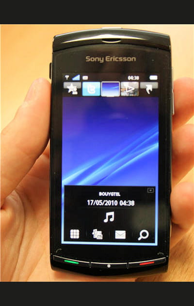 Le Vivaz de Sony Ericsson&nbsp;: un t&eacute;l&eacute;phone beau mais pas toujours pratique