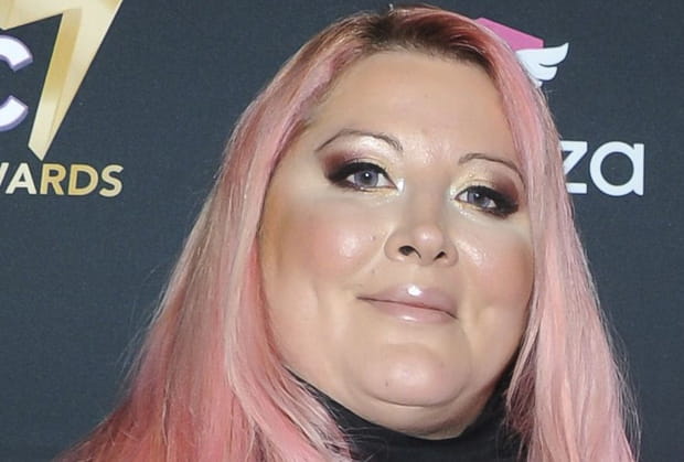 Loana : plusieurs coups dans la tête