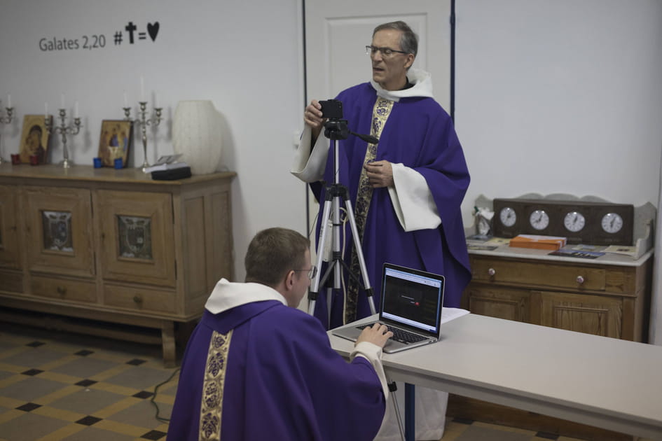 Apr&egrave;s la messe