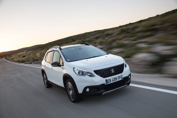 Le Peugeot 2008 montre les griffes