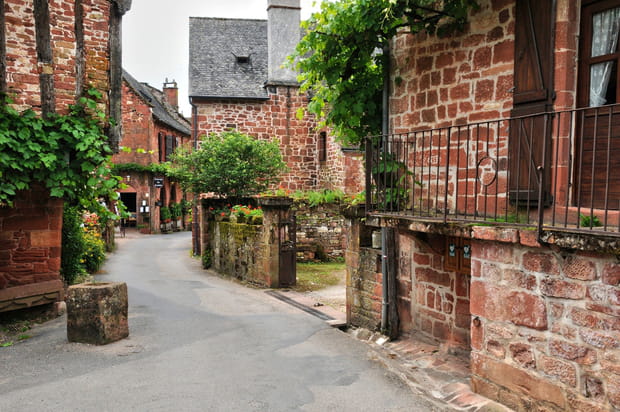 Collonges-la-rouge, curiosité en Corrèze