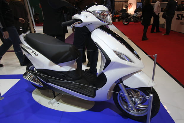 Piaggio Fly