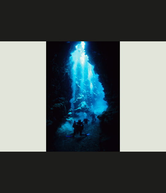 Grotte sous-marine