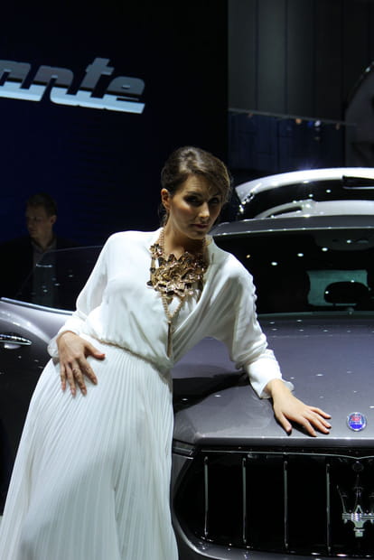 Bijoux et robe longue