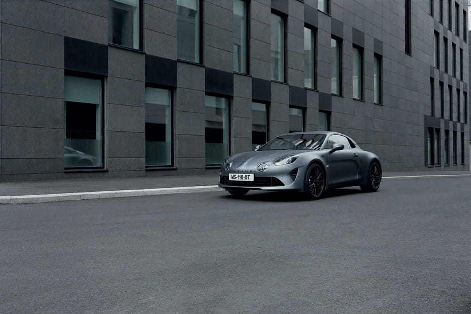 Une nouvelle Alpine A110&nbsp;d&eacute;voil&eacute;e au Mans