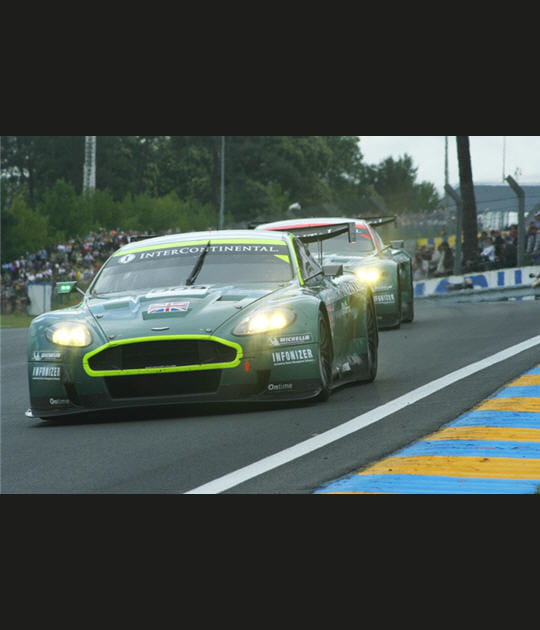Sacre d'Aston Martin en GT1