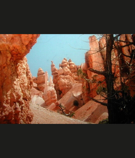 Roches tourment&eacute;es