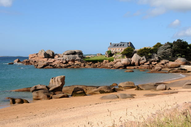 La plage de Toul Drez à Trégastel (Côtes-d'Armor)