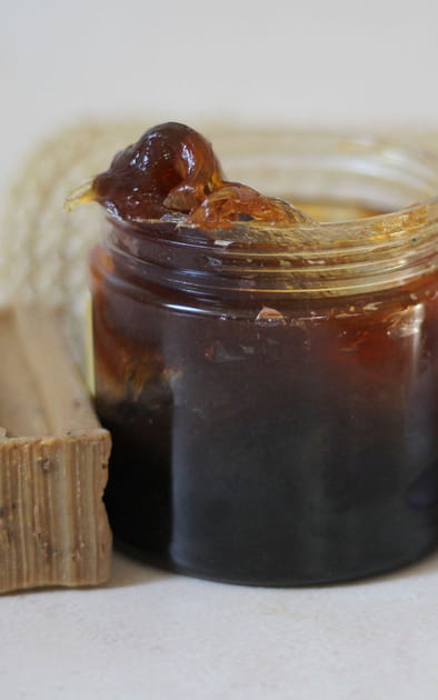 Fabriquer une solution anti-puces avec du savon noir