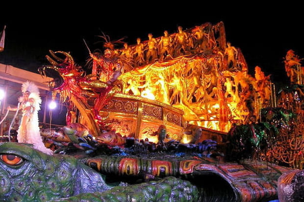 Un cortège de chars