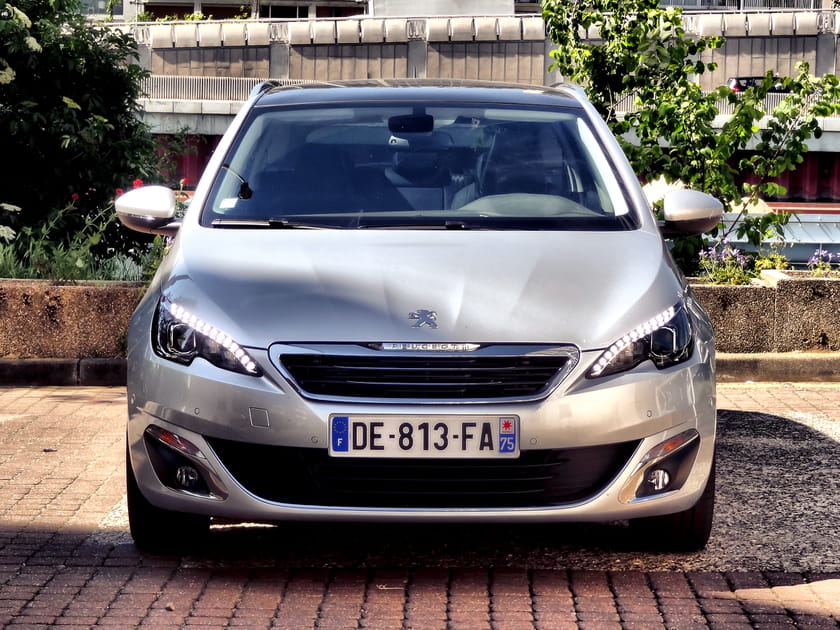 Le regard de la Peugeot 308
