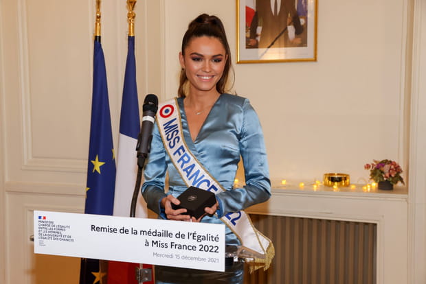 Saluée par la médaille de l'égalité