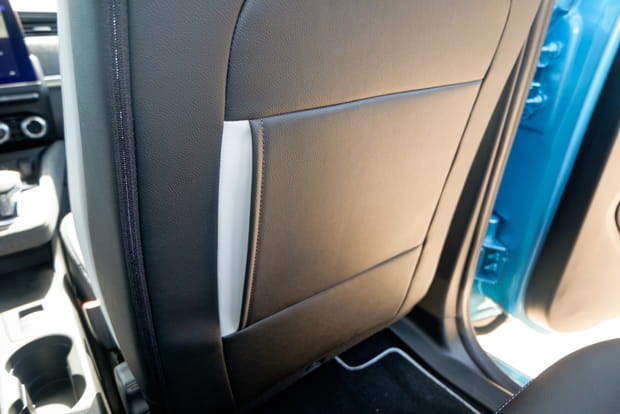 Une Zoé assez pauvre en rangements à bord