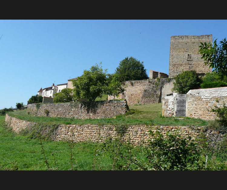 Le ch&acirc;teau de Semur-en-Brionnais