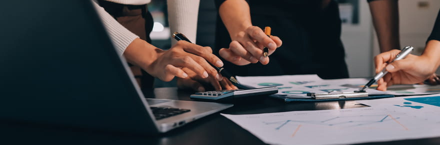 De nombreux Fran&ccedil;ais ont d&eacute;j&agrave; fait semblant d'aimer cette pratique, surtout dans le milieu professionnel