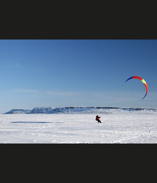 Paraski sur la baie d'Hudson