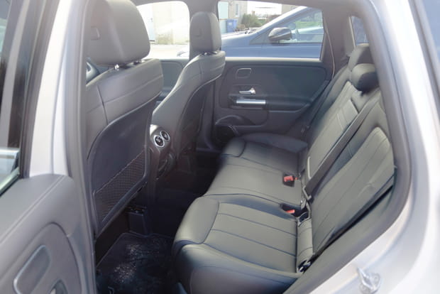 Plus d'empattement, et donc plus de place à l'arrière du Classe B