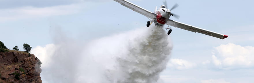 Incendie dans l'Aude&nbsp;: le feu &eacute;teint dans la journ&eacute;e&nbsp;? Pourquoi c'est compromis