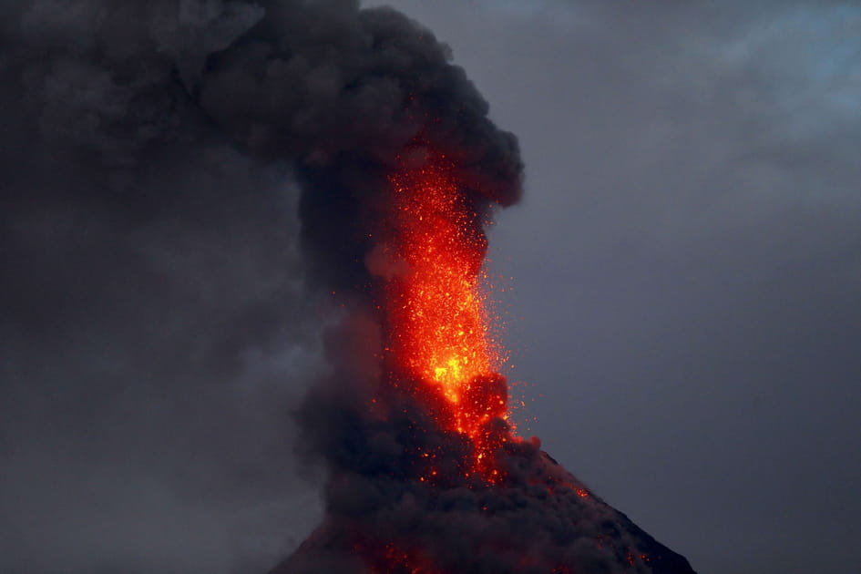 L'&eacute;ruption du volcan Mayon