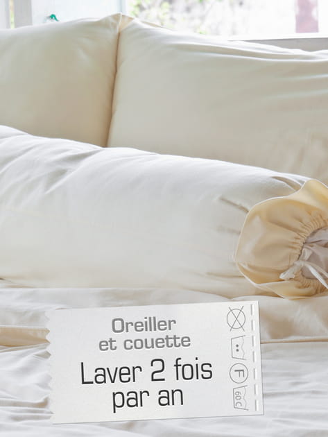 Les oreillers et la couette&nbsp;: 2&nbsp;fois par an