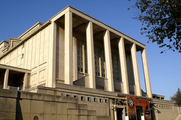 Le Palais des Arts, des Sports et du Travail