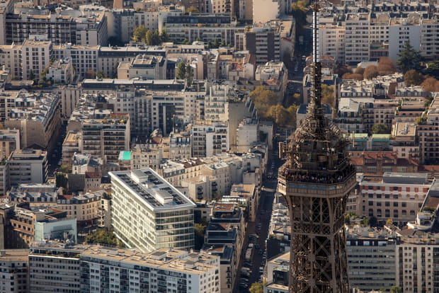 Les oscillations de la Tour Eiffel