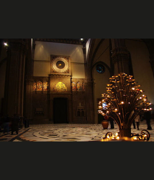 A l'int&eacute;rieur del Duomo