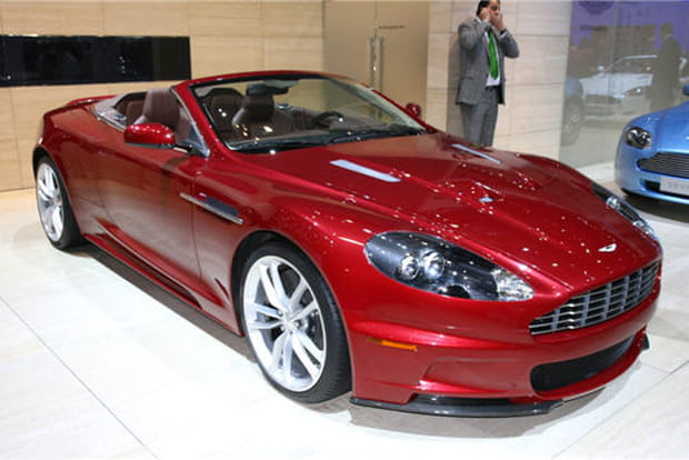Aston Martin DBS Volante