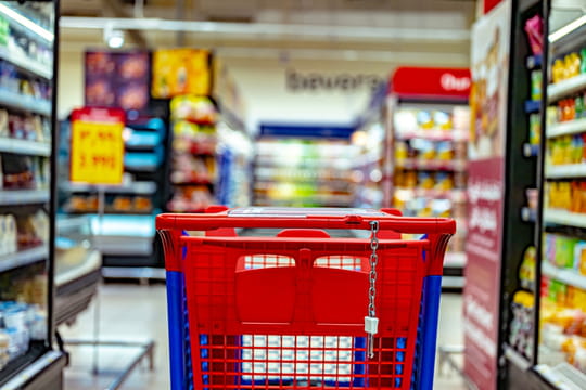 Ce geste qui peut vite arriver dans un magasin peut vous co&ucirc;ter cher